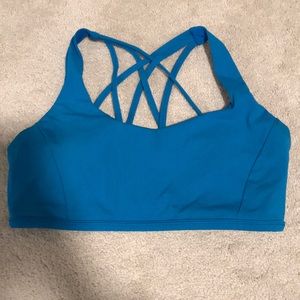Lululemon sports Bra